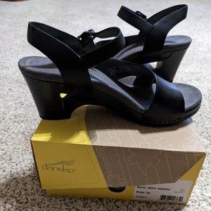 Dansko Tasha Veg Tan Black Leather Heels Size 38
